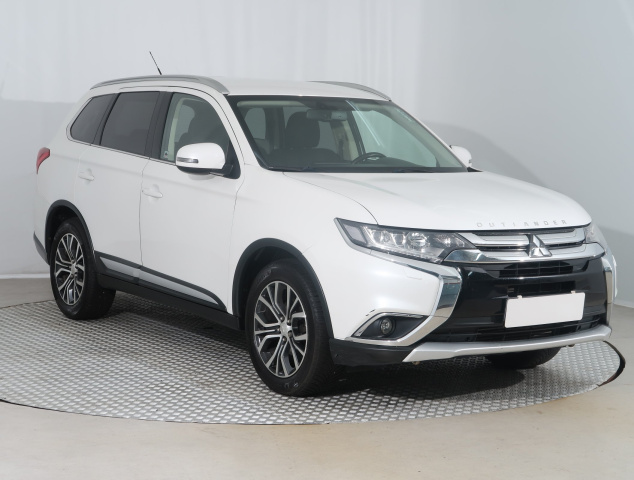 Mitsubishi Outlander 2015