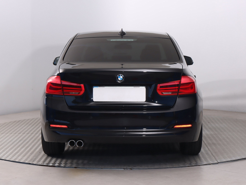 BMW 3