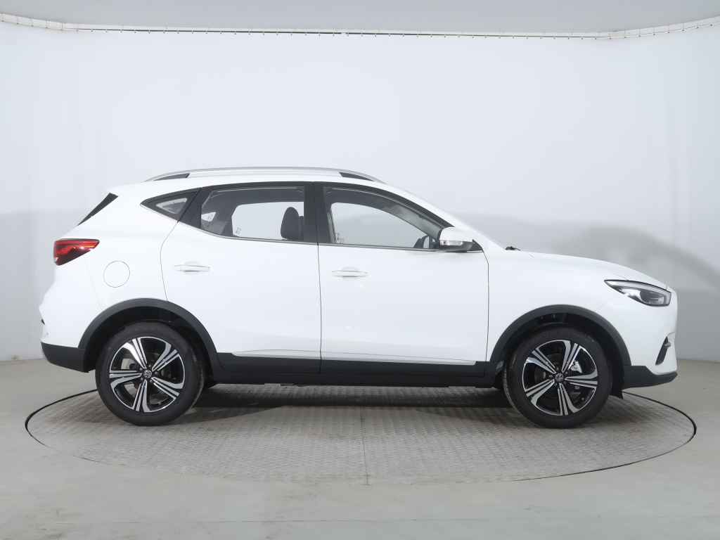 MG ZS SUV