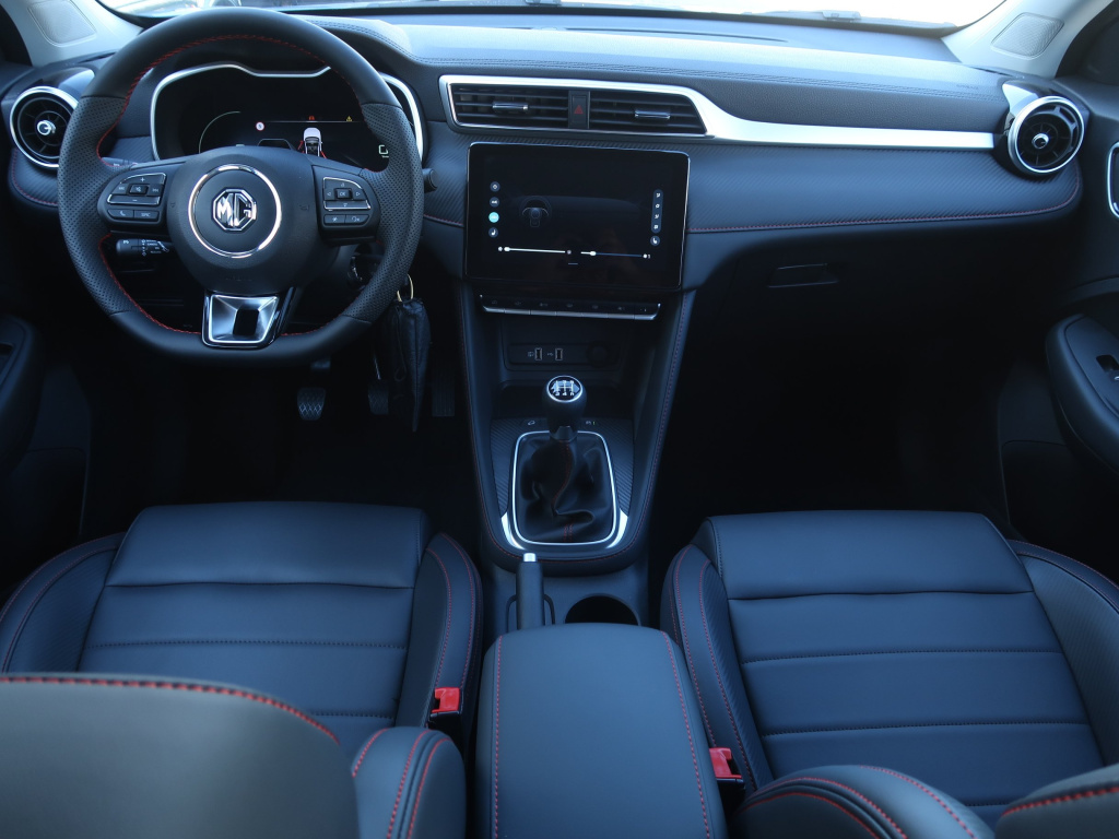 MG ZS SUV