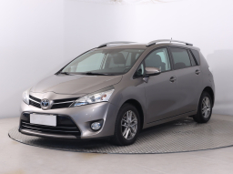 Toyota Verso 2015