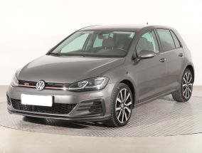 Volkswagen Golf - 2017