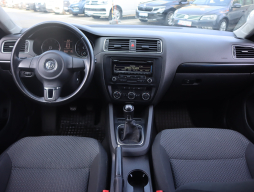 Volkswagen Jetta 2013