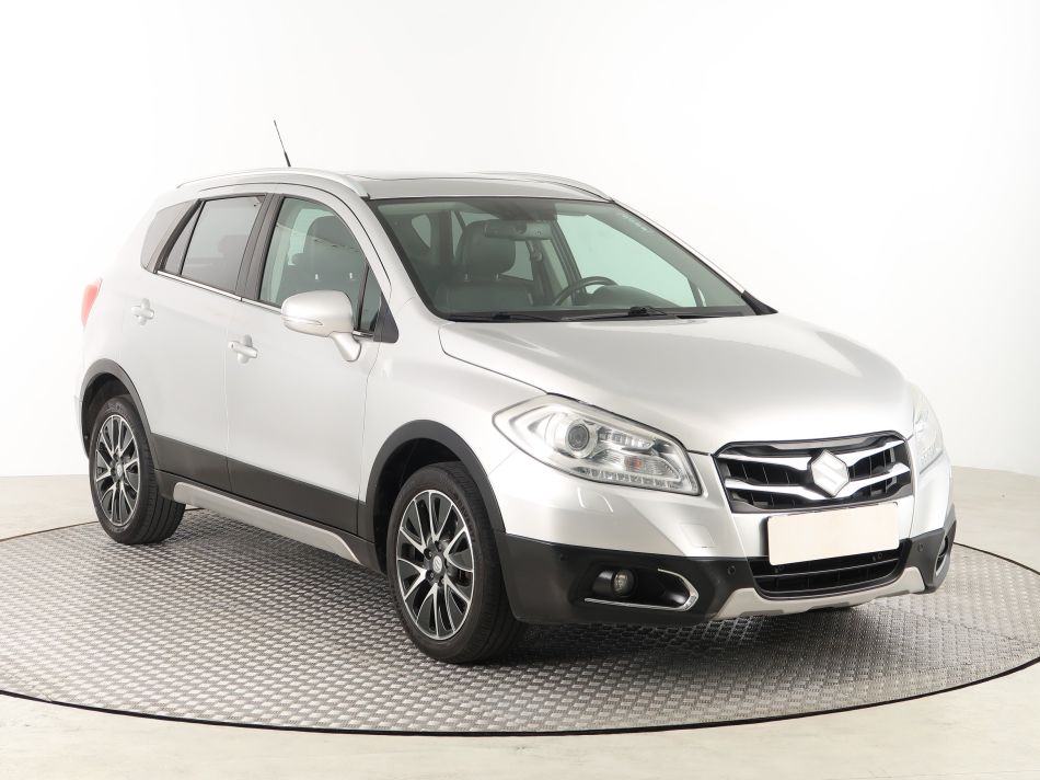 Suzuki SX4 S-Cross - 2016
