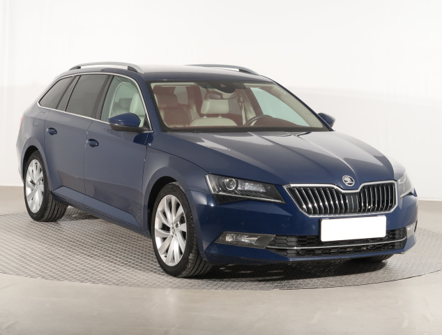 Škoda Superb 2016