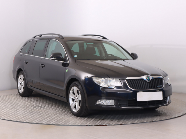 Škoda Superb 2011