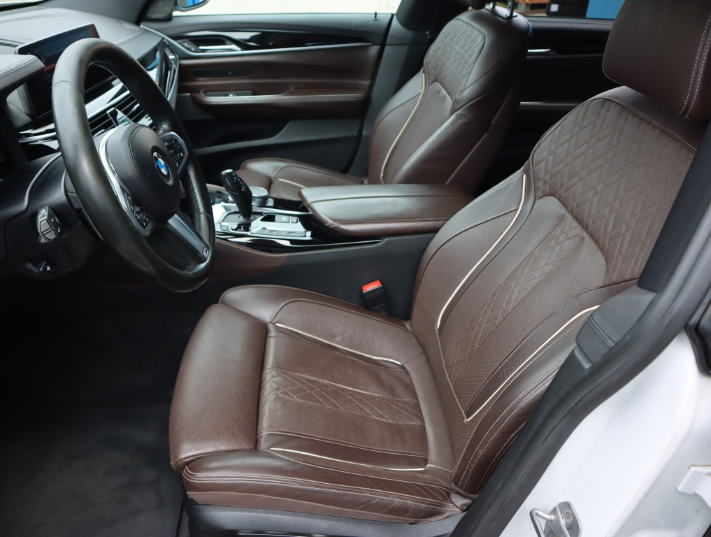 BMW 6GT