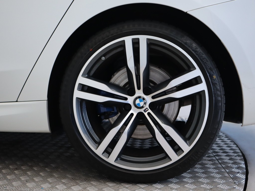 BMW 6GT