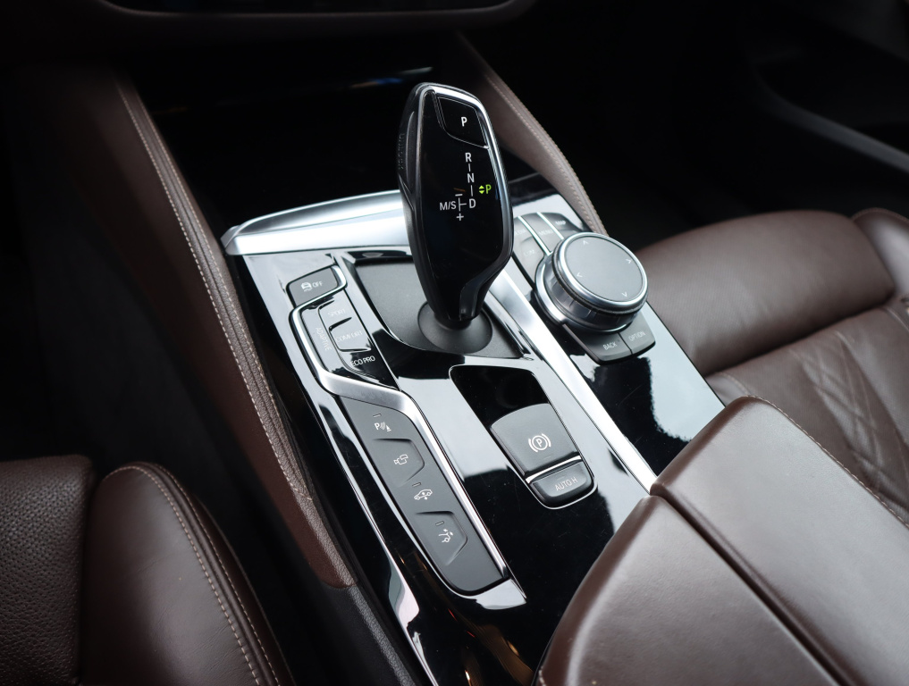 BMW 6GT