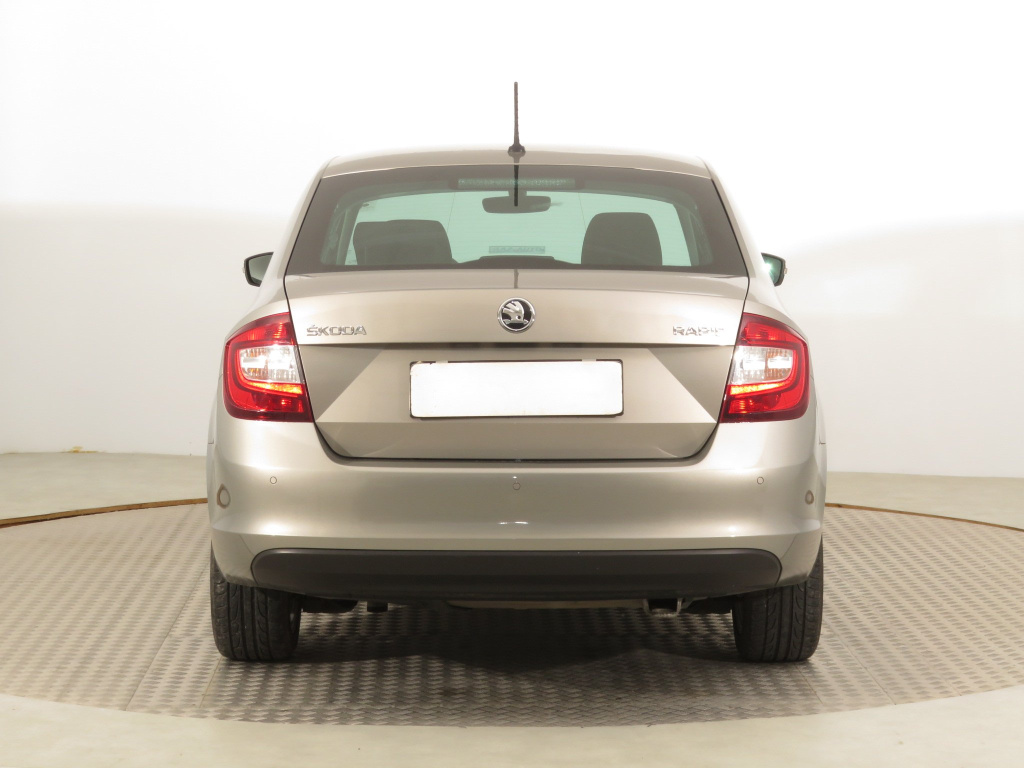 Škoda Rapid
