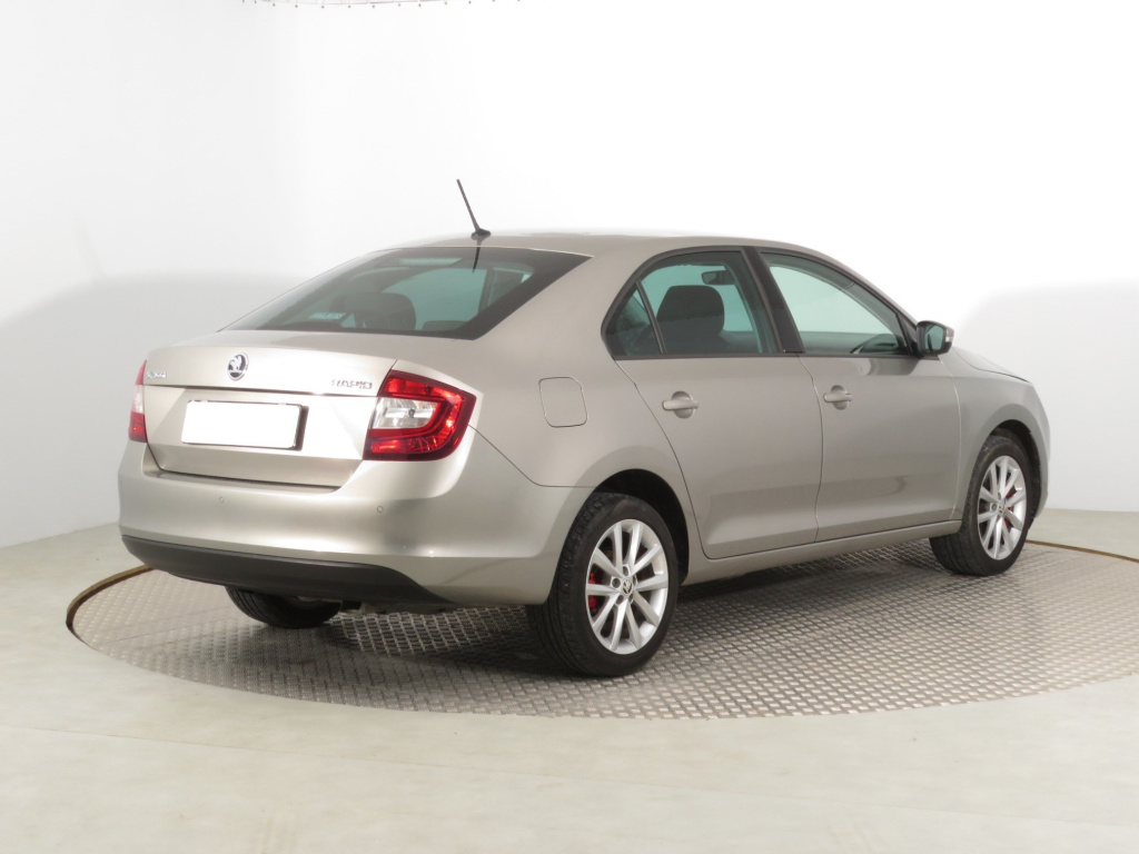 Škoda Rapid