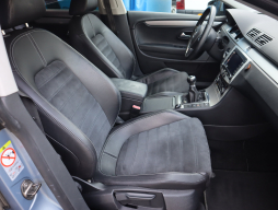 Volkswagen Passat CC 2011