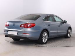 Volkswagen Passat CC 2011