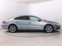 Volkswagen Passat CC 2011