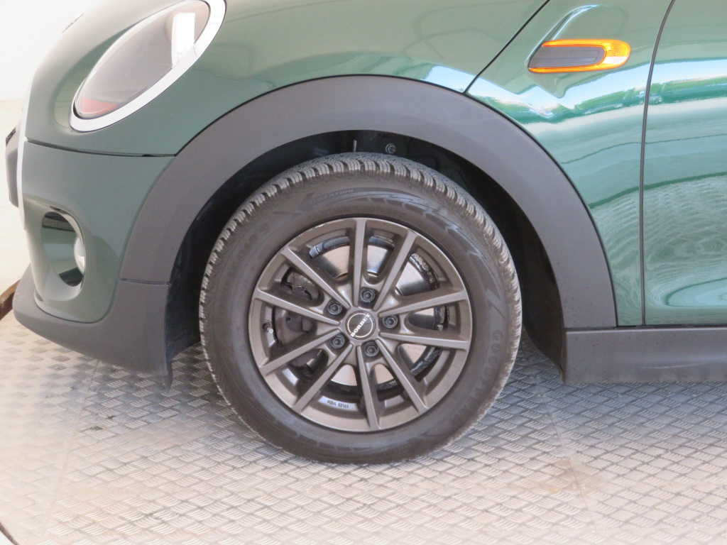 MINI 5-door