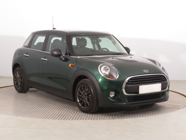 MINI 5-door 2018