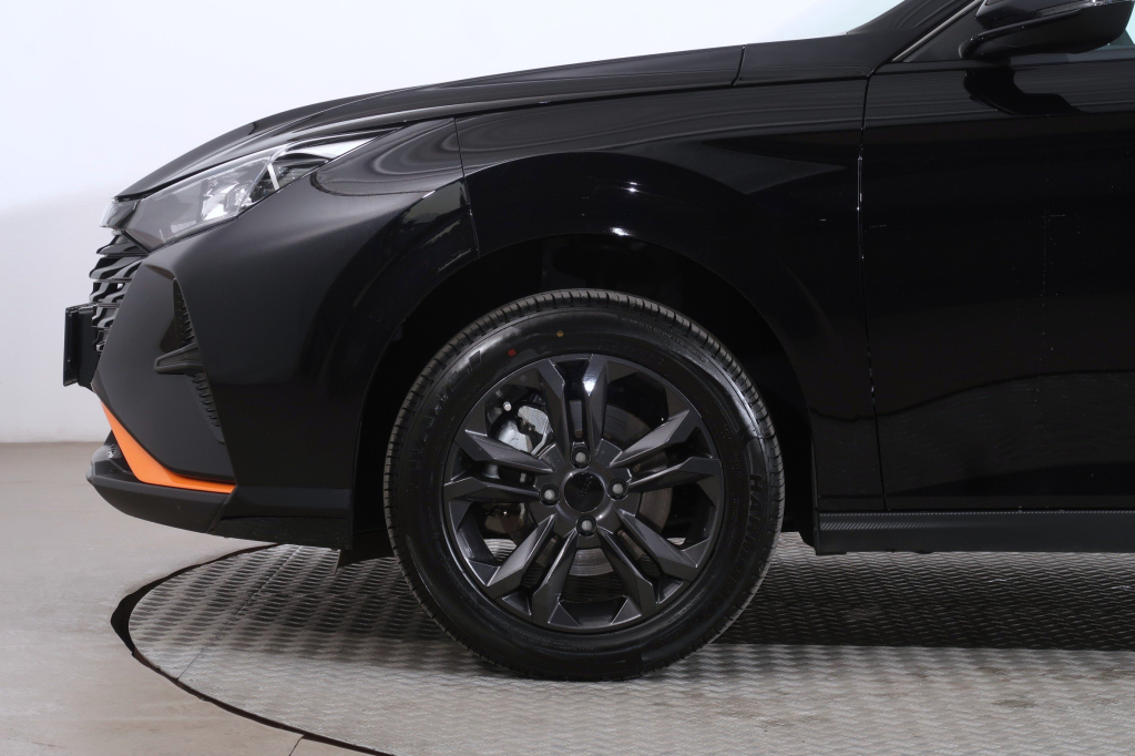 Dongfeng Shine