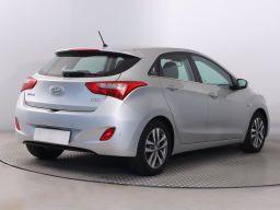 Hyundai i30 2016