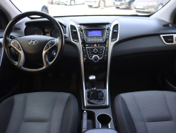 Hyundai i30 2016