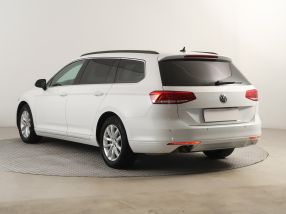Volkswagen Passat - 2015