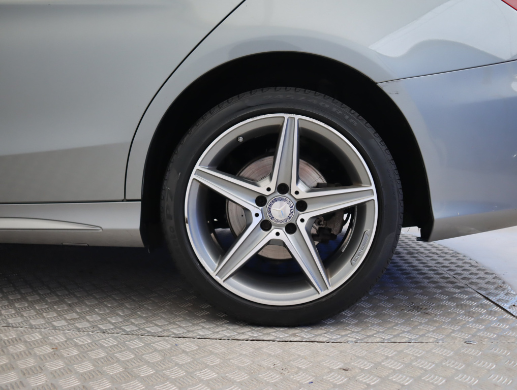 Mercedes-Benz C