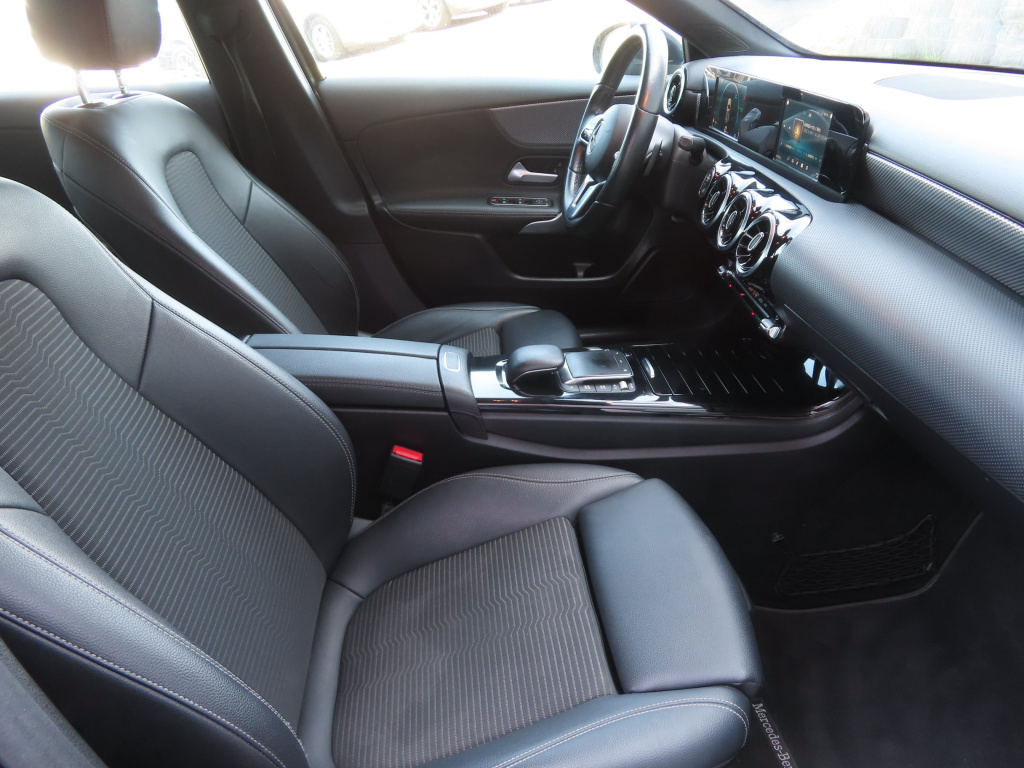 Mercedes-Benz A
