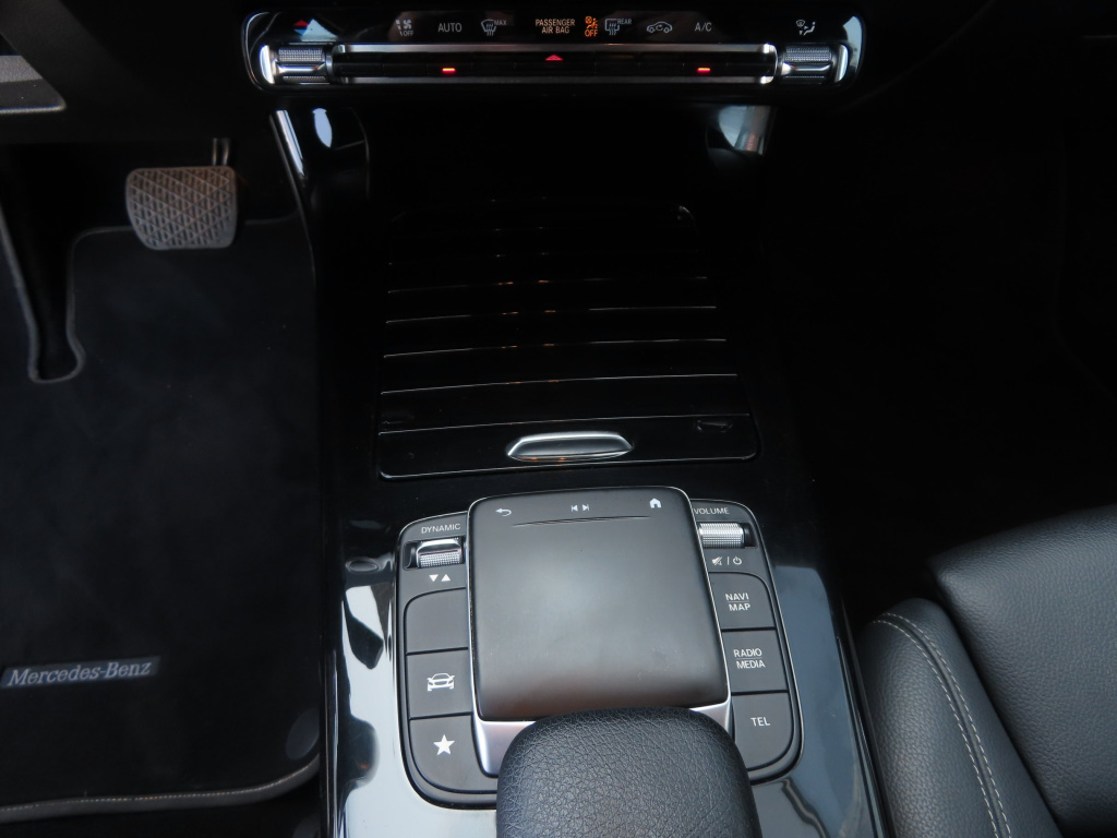 Mercedes-Benz A