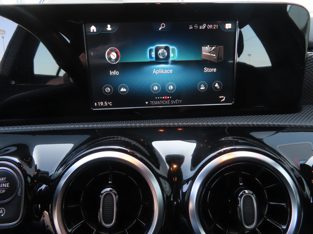 Mercedes-Benz A
