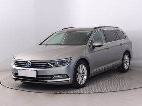Volkswagen Passat - 2015