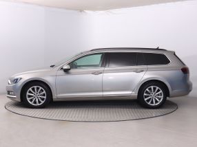 Volkswagen Passat - 2015
