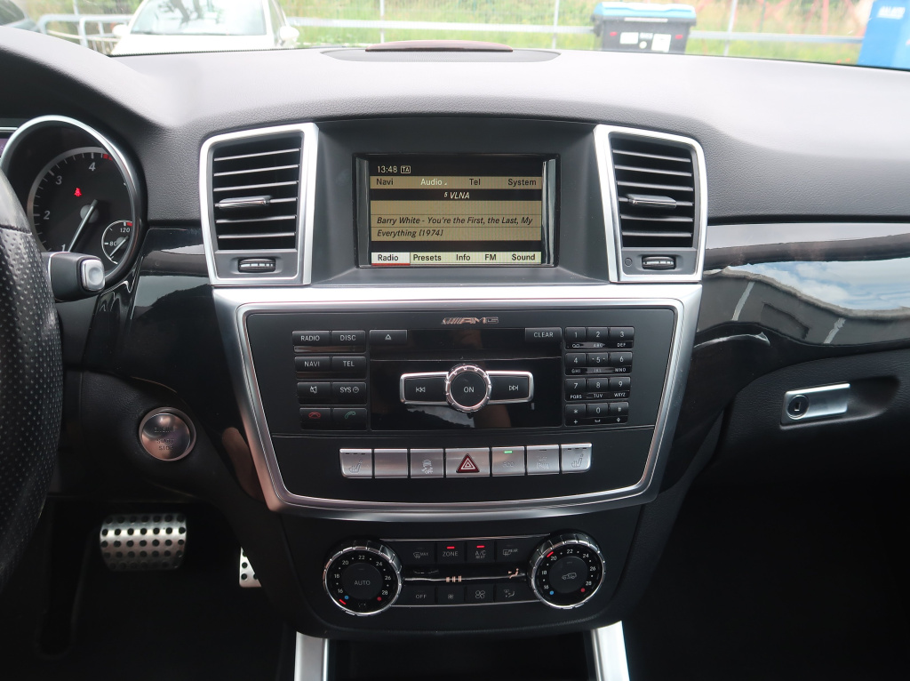 Mercedes-Benz ML