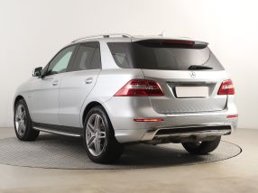 Mercedes-Benz ML - 2012