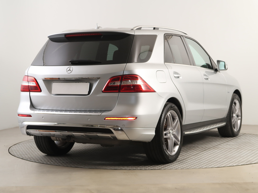 Mercedes-Benz ML