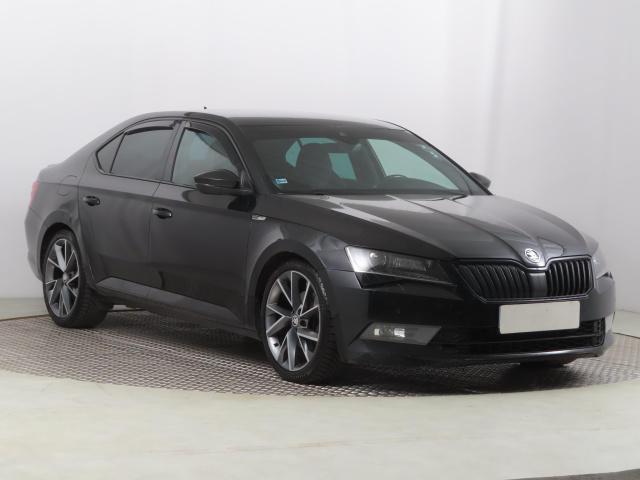 Škoda Superb 2016