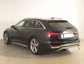 Audi Allroad - 2021