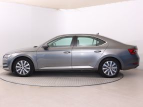Skoda Superb - 2022