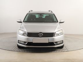 Volkswagen Passat - 2012