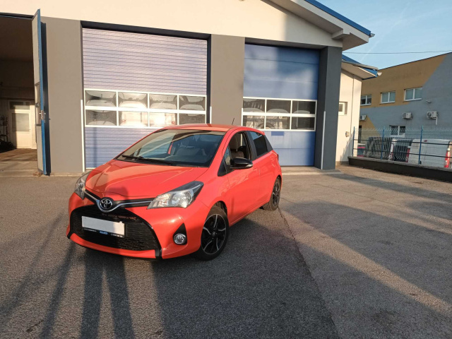 Toyota Yaris 2016