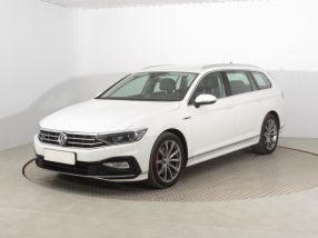 Volkswagen Passat - 2020