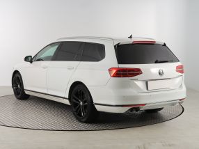 Volkswagen Passat - 2015
