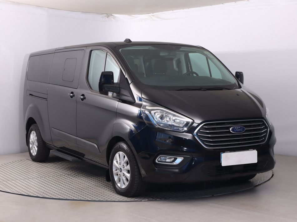 Ford Tourneo Custom - 2023