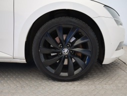 Škoda Superb 2015