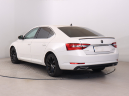 Škoda Superb 2015