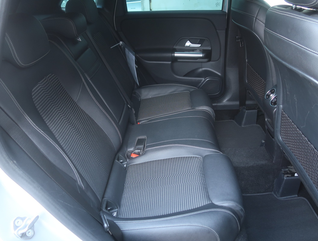 Mercedes-Benz B
