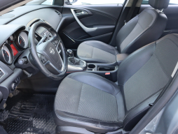 Opel Astra 2011