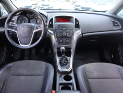 Opel Astra 2011