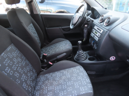 Ford Fiesta 2004