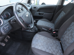 Ford Fiesta 2004