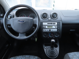 Ford Fiesta 2004