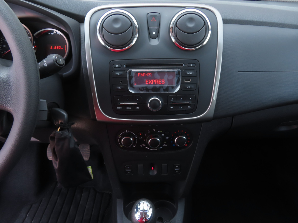 Dacia Logan